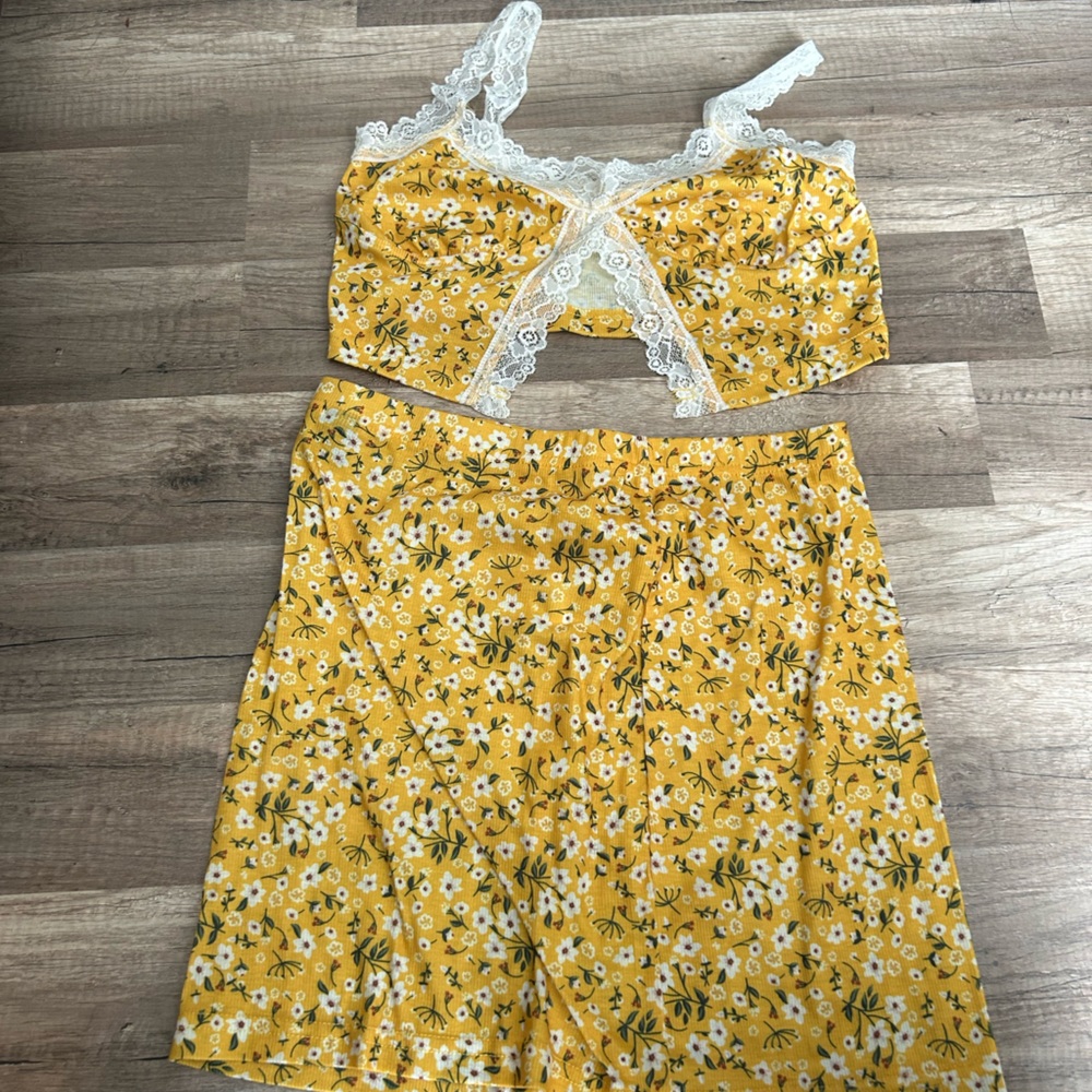Yellow two piece floral set